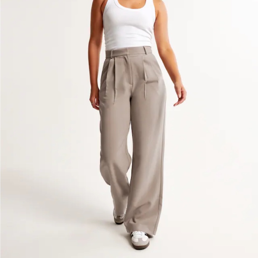 Abercrombie Curve Love A&F Sloane Tailored Pant | size 26/2R